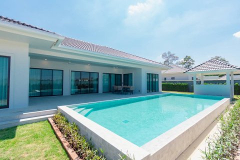 Villa à Hua Hin, Thaïlande 3 chambres № 172640
