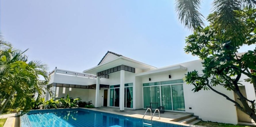 Villa in Hua Hin, Thailand 3 bedrooms № 172641
