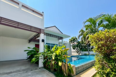 Villa in Hua Hin, Thailand 3 bedrooms № 172641 - photo 6