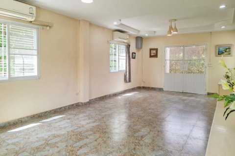 House in Chiang Mai, Thailand 3 bedrooms № 210131 - photo 4