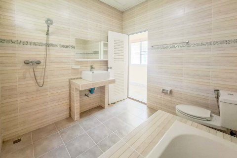 House in Chiang Mai, Thailand 3 bedrooms № 210131 - photo 14