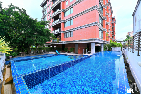 Condo in Bangkok, Thailand, 2 bedrooms № 186070 - photo 10