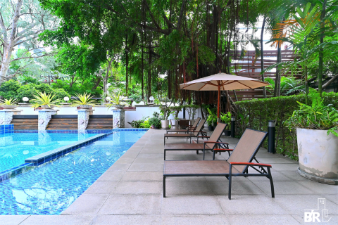 Condo in Bangkok, Thailand, 2 bedrooms  № 186070 - photo 2