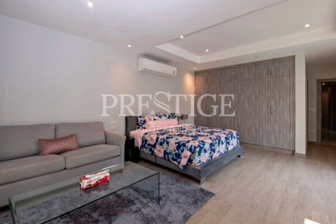 House in Pattaya, Thailand 3 bedrooms № 202387 - photo 8
