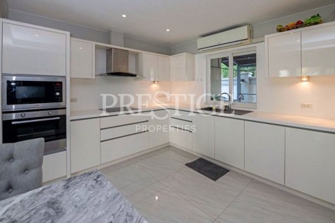 House in Pattaya, Thailand 3 bedrooms № 202387 - photo 5