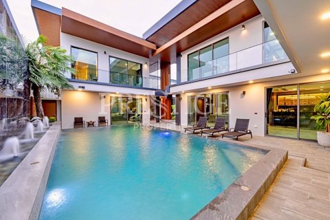 บ้านในพัทยา, ประเทศไทย 6 ห้องนอน № 202390 - รูปถ่าย 2