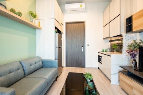 Studio in the Condo in Phra Khanong, Bangkok, Thailand  № 156886 - photo 6