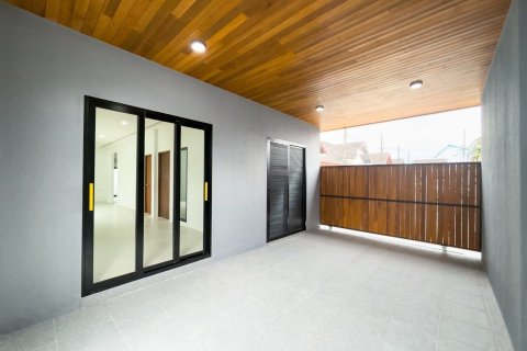 House in Phuket, Thailand 3 bedrooms № 156885 - photo 3