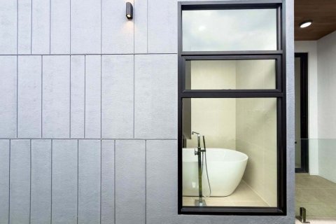 House in Phuket, Thailand 3 bedrooms № 156885 - photo 19