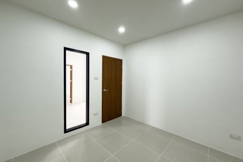 House in Phuket, Thailand 3 bedrooms № 156885 - photo 25