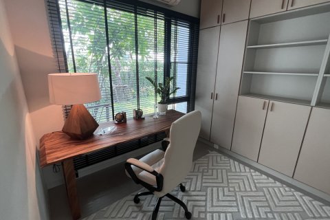 Дом в Самутпракане, Таиланд с 4 спальнями  № 157858 - фото 4