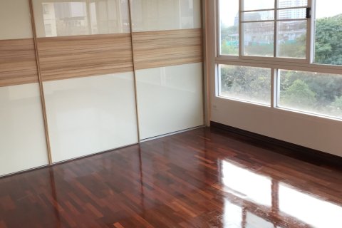 Студия в кондо в Пхая Тая, Бангкок, Таиланд № 157857 - фото 3