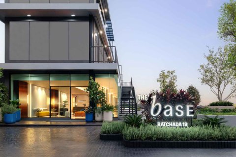 Off-plan The Base Ratchada 19 in Bangkok, Thailand № 169679 - photo 2