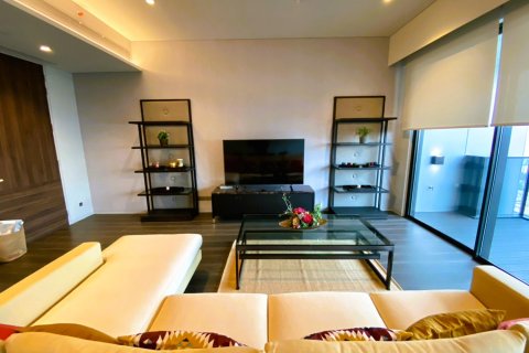 Condo in Bangkok, Thailand, 3 bedrooms № 181252 - photo 3
