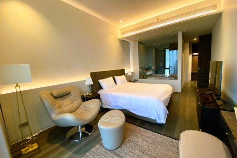 Condo in Bangkok, Thailand, 3 bedrooms № 181252 - photo 11