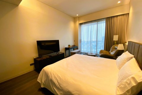Condo in Bangkok, Thailand, 3 bedrooms № 181252 - photo 15