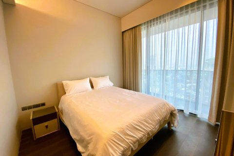 Condo in Bangkok, Thailand, 3 bedrooms № 181252 - photo 17