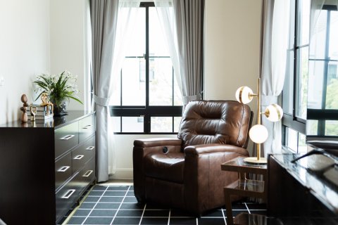 House in Bangkok, Thailand 4 bedrooms № 181248 - photo 20