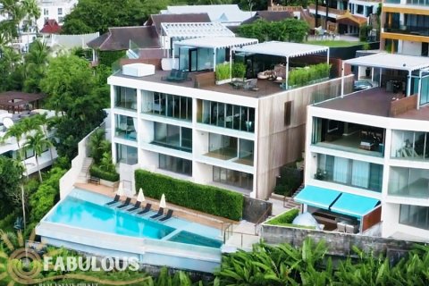 Condo in Patong, Thailand, 2 bedrooms № 179345 - photo 2