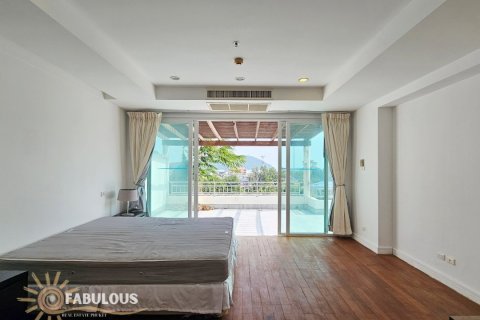 Condo in Wichit, Thailand, 2 bedrooms № 179347 - photo 4