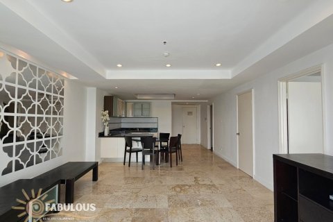 Condo in Wichit, Thailand, 2 bedrooms № 179347 - photo 8
