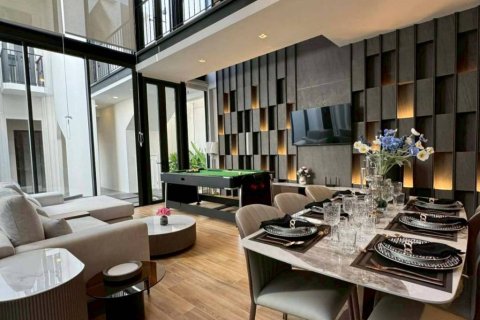 Villa à Pattaya, Thaïlande 4 chambres № 172983 - photo 2