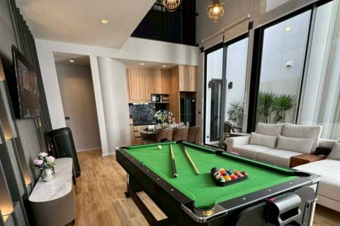 Villa à Pattaya, Thaïlande 4 chambres № 172983 - photo 8