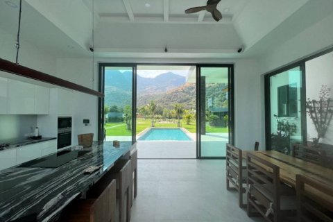 Villa à Prachuap Khiri Khan, Thaïlande 3 chambres № 172987 - photo 2