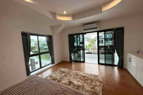 Maison à Sattahip, Thaïlande 4 chambres № 172984 - photo 7