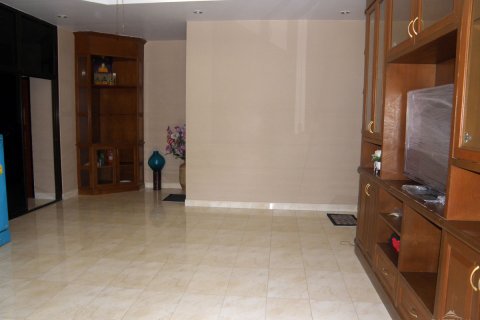 House in Pattaya, Thailand 3 bedrooms № 204558 - photo 12