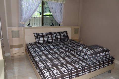 House in Pattaya, Thailand 3 bedrooms № 204558 - photo 2