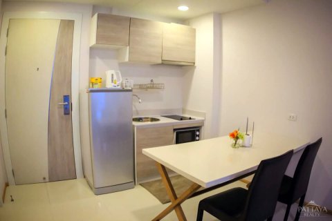 Condo on Jomtien Beach, Pattaya, Thailand, 1 bedroom № 204117 - photo 10