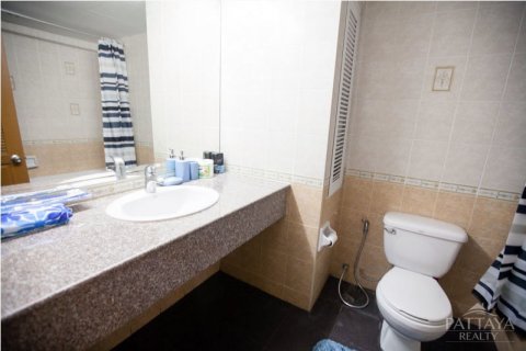 Condo on Jomtien Beach, Pattaya, Thailand, 1 bedroom  № 204115 - photo 12