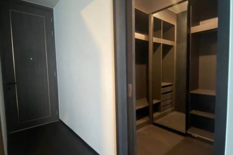 Condo in Bangkok, Thailand, 2 bedrooms  № 180404 - photo 12