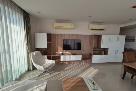 Кондоминиум с 3 спальнями в Чиангмае, Таиланд № 160589 - фото 1