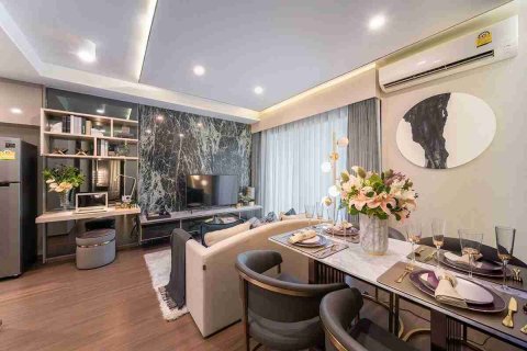 Condo in Bangkok, Thailand, 2 bedrooms  № 183714 - photo 12