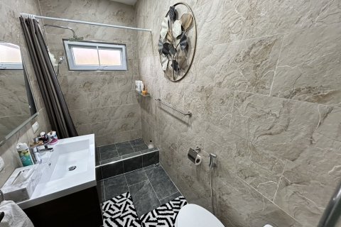 House in Pattaya, Thailand 2 bedrooms № 140186 - photo 8