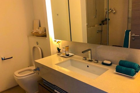 Кондоминиум с 2 спальнями в Кхлонг Сане, Бангкок, Таиланд № 140189 - фото 15