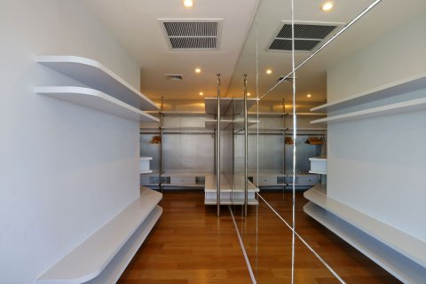 Villa in Phuket, Thailand 7 bedrooms № 148424 - photo 21