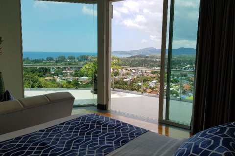 Villa in Phuket, Thailand 7 bedrooms № 148424 - photo 15