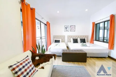 Reihenhaus in Watthana, Bangkok, Thailand 3 Schlafzimmer № 216660 - Foto 5