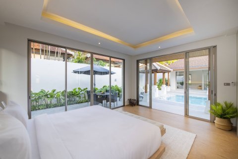 Villa in Phuket, Thailand 4 bedrooms № 160818 - photo 13