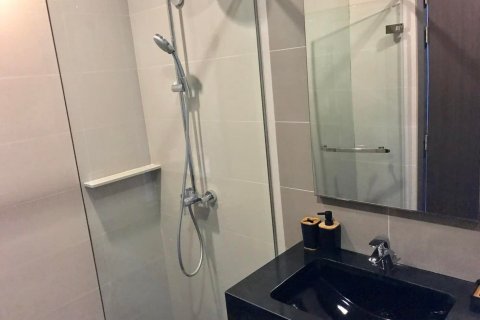 Studio in the Condo in Watthana, Bangkok, Thailand  № 153683 - photo 5