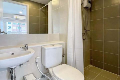 Condo à Suan Luang, Bangkok, Thaïlande, 2 chambres  № 151747 - photo 16