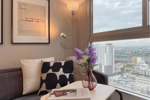 Condo à Suan Luang, Bangkok, Thaïlande, 2 chambres  № 151747 - photo 11
