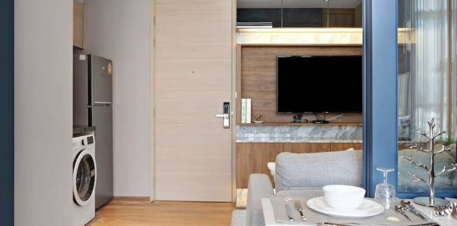 Studio dans le Condo à Khlong Toei, Bangkok, Thaïlande  № 167757