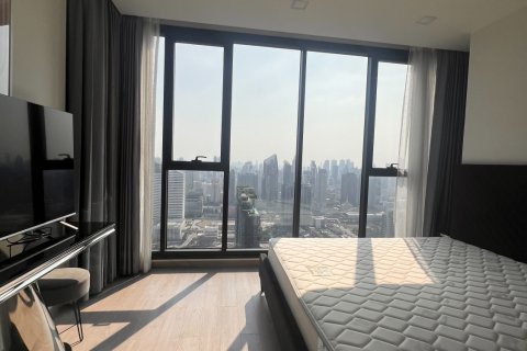 Condo à Huai Khwang, Bangkok, Thaïlande, 2 chambres  № 173285