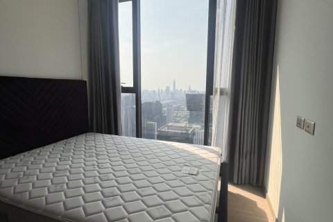 Condo à Huai Khwang, Bangkok, Thaïlande, 2 chambres  № 173285 - photo 7