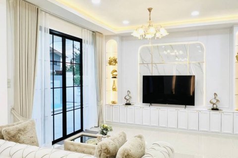 Villa à Pattaya, Thaïlande 3 chambres № 172892 - photo 4