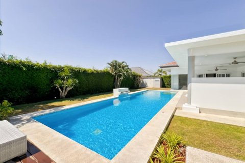 Villa à Hua Hin, Thaïlande 4 chambres № 172894 - photo 8